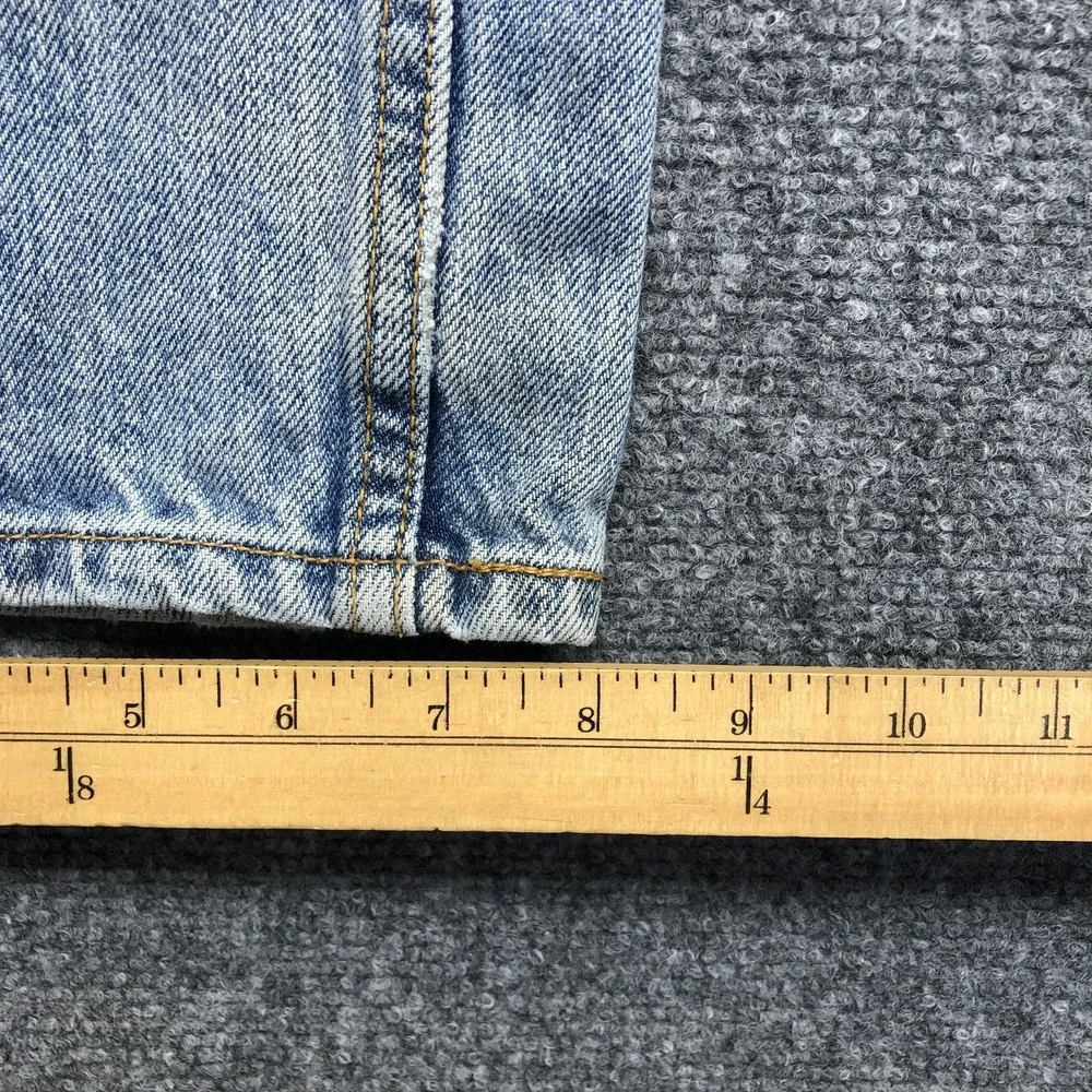 Levis 550 Jeans Mens 33x30 Light Wash Blue Relaxed Fit Tapered Denim Pants